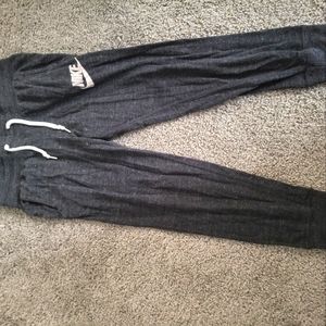 Nike Capri Joggers